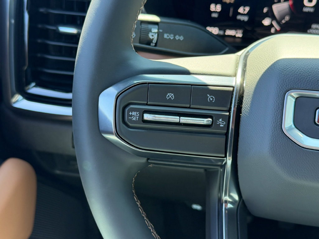 New 2026 GMC Canyon AT4 w/ Technology Plus Package AWD/4WD image 32