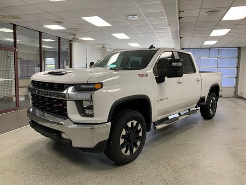 Used 2020 Chevrolet Silverado 2500 LT w/ All Star Edition AWD/4WD image 4