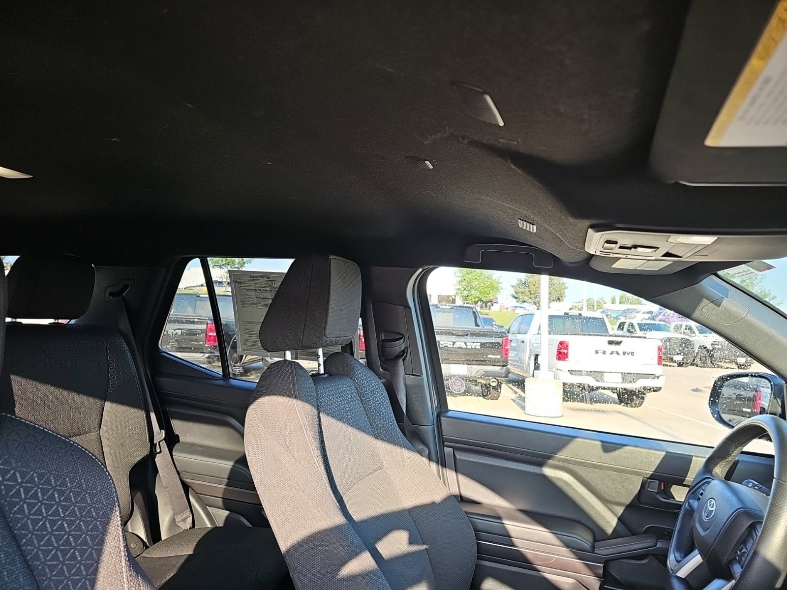 Used 2025 Toyota 4Runner SR5 AWD/4WD image 12