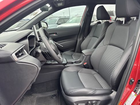 Used 2026 Toyota Corolla Cross XSE w/ Convenience Package image 26