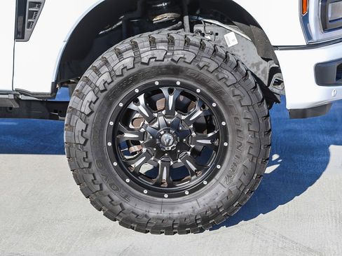 Used 2024 Ford F350 Lariat w/ Lariat Ultimate Package image 10