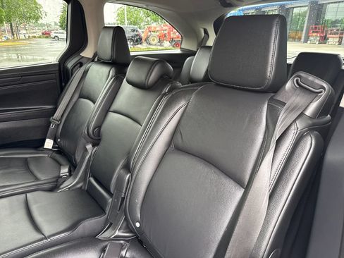 Certified 2025 Honda Odyssey EX-L image 20