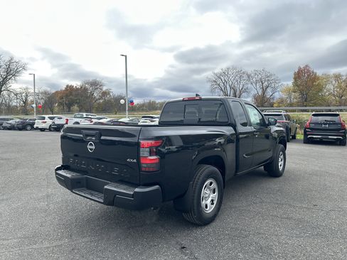New 2026 Nissan Frontier S image 5