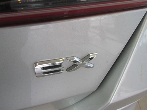 Used 2020 Kia Optima Premium image 10