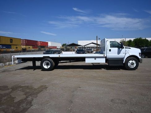 New 2025 Ford F650 2WD Regular Cab Super Duty image 2