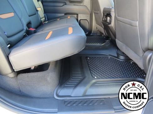 Used 2025 GMC Sierra 2500 AT4 AWD/4WD image 67