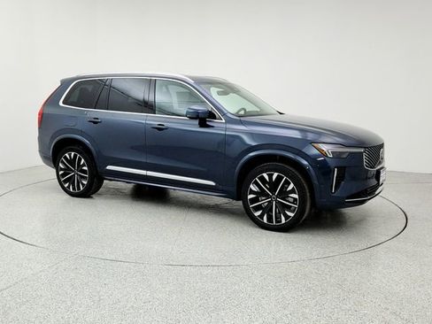 New 2026 Volvo XC90 T8 Plus image 3