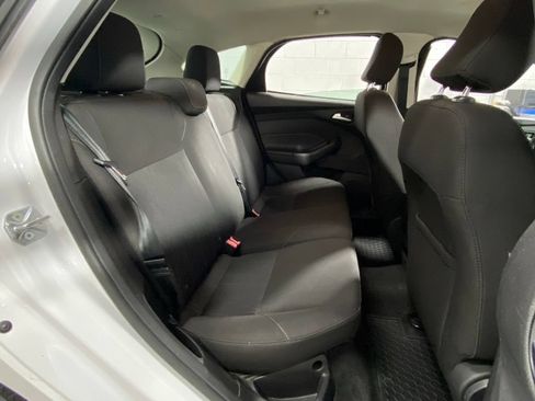 Used 2015 Ford Focus SE FWD image 27