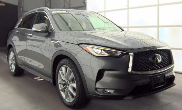 Used 2022 INFINITI QX50 Essential AWD/4WD image 4