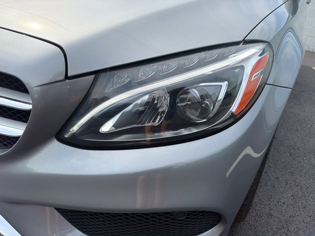 Used 2016 Mercedes-Benz C 300 4MATIC Sedan image 9