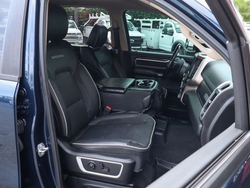 Used 2020 RAM 1500 Laramie image 43