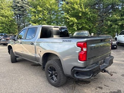Used 2021 Chevrolet Silverado 1500 LT Trail Boss w/ Convenience Package II AWD/4WD image 4
