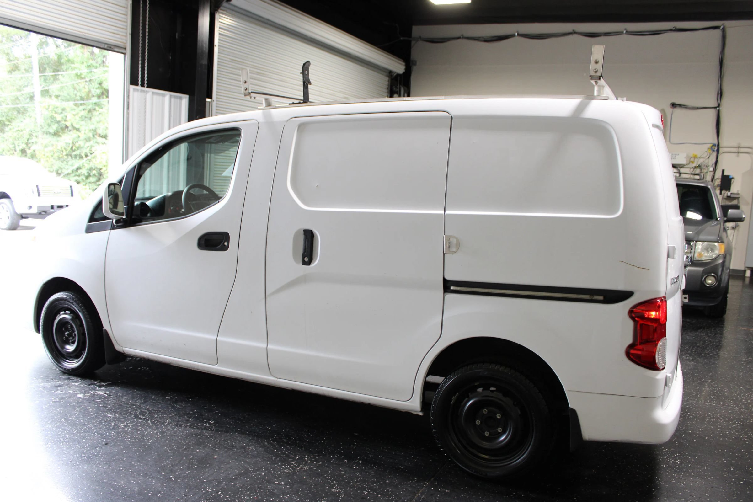 Used 2018 Nissan NV200 SV FWD image 5