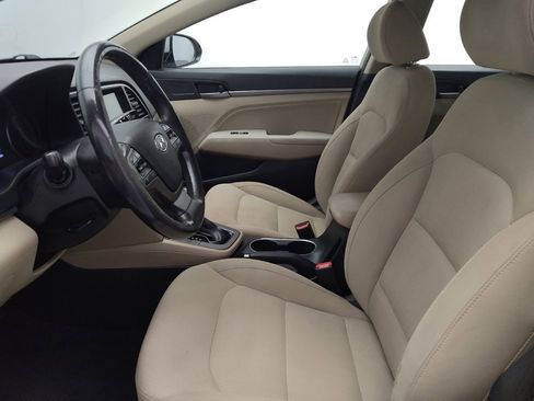 Used 2018 Hyundai Elantra Value Edition FWD image 17