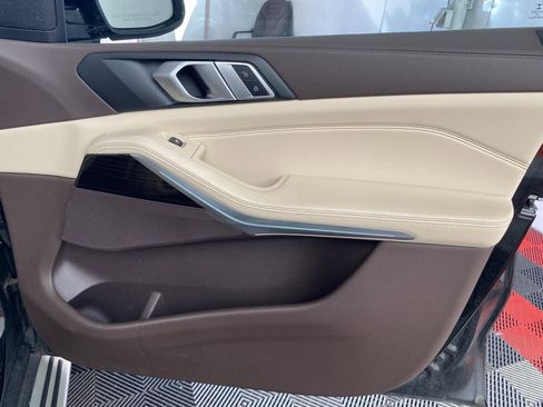 Used 2019 BMW X5 xDrive40i w/ Convenience Package image 7