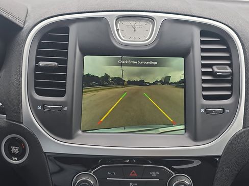 Certified 2023 Chrysler 300 Touring RWD image 14