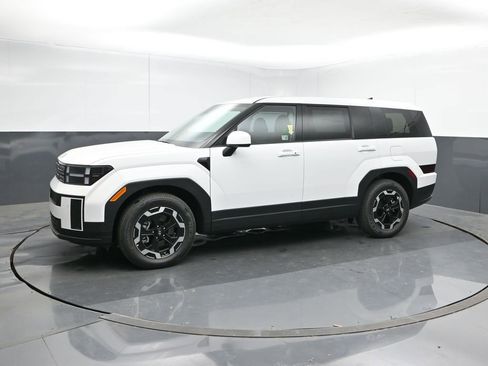 New 2026 Hyundai Santa Fe SE image 2