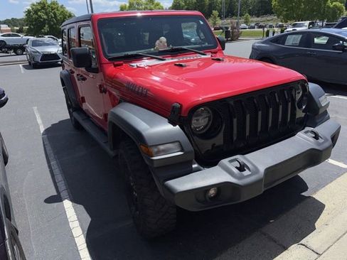 Used 2020 Jeep Wrangler Unlimited Sport image 2