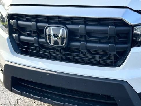 Used 2025 Honda Ridgeline RTL image 6