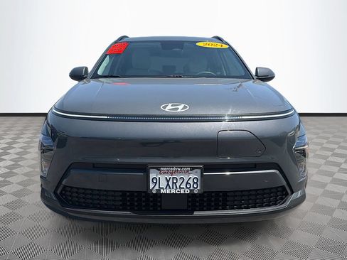 Used 2024 Hyundai Kona SEL FWD image 2