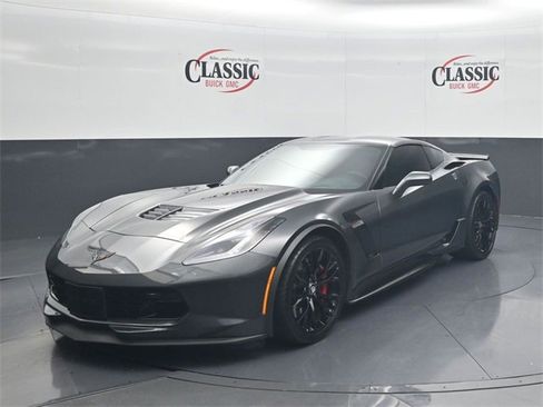 Used 2019 Chevrolet Corvette Z06 image 3