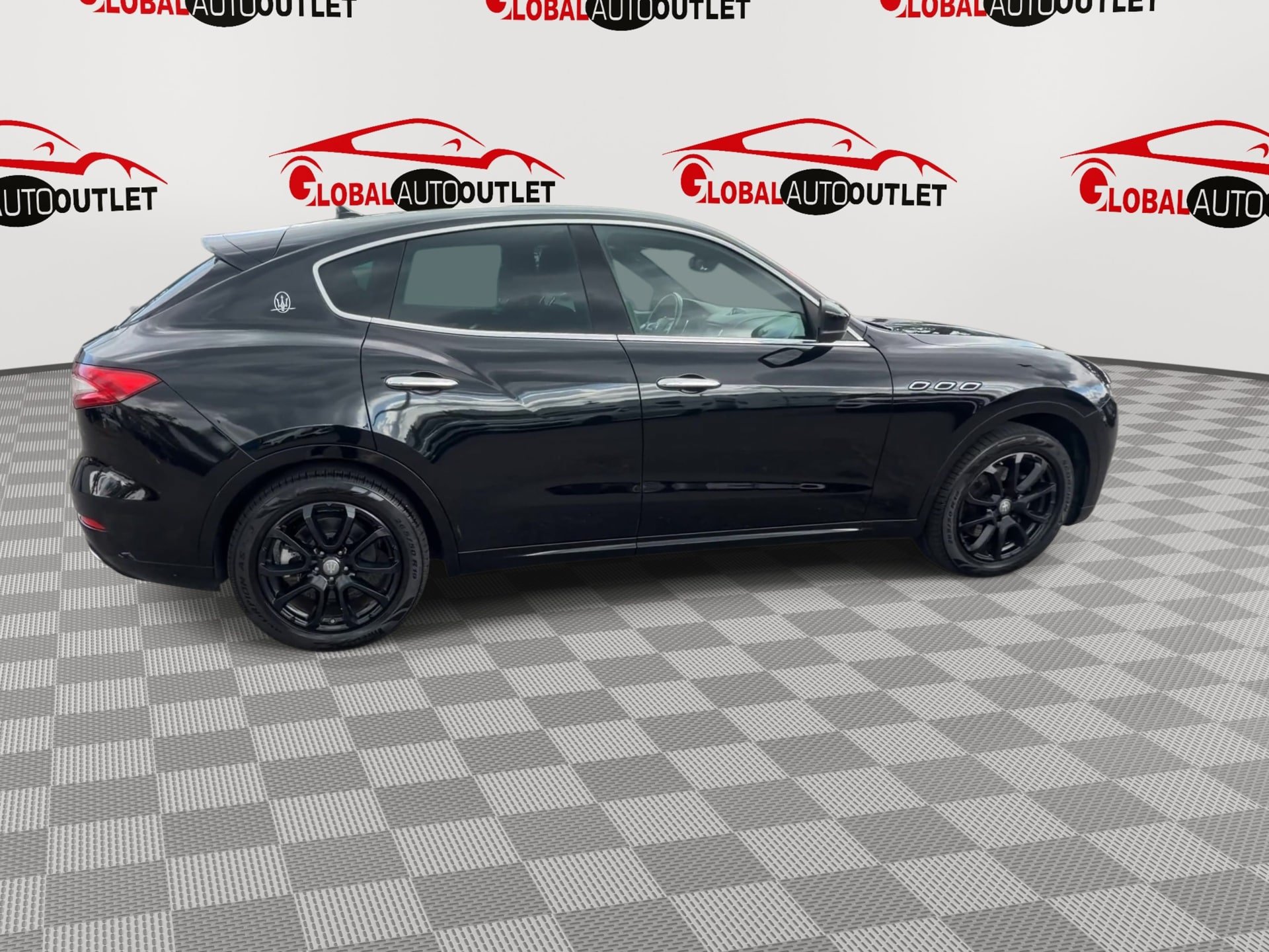Used 2019 Maserati Levante AWD/4WD image 9