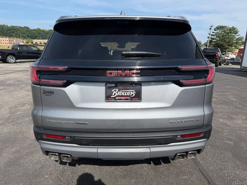 Used 2026 GMC Acadia Elevation w/ Elevation Premium Package AWD/4WD image 6