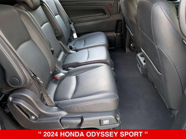 Used 2024 Honda Odyssey Sport image 33