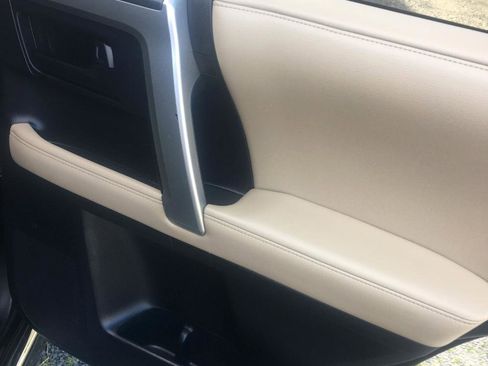 Used 2013 Toyota 4Runner SR5 w/ Premium Pkg image 15