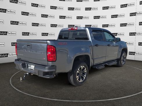 Used 2022 Chevrolet Colorado Z71 w/ Safety Package image 6