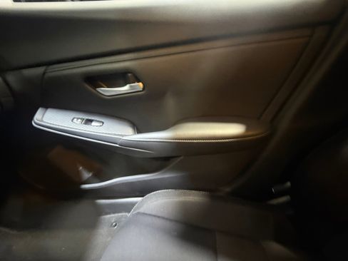 Certified 2023 Nissan Sentra SV FWD image 16