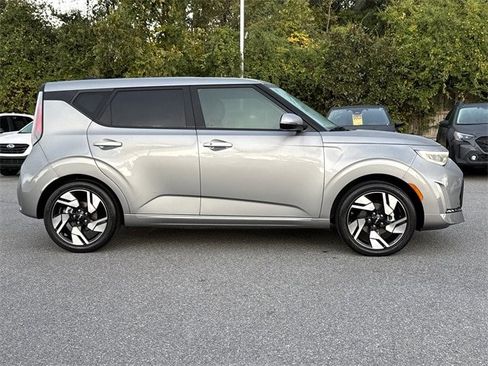Used 2025 Kia Soul GT-Line w/ GT-Line Technology Package image 4