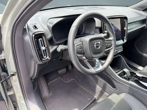Used 2023 Volvo C40 P8 Recharge Ultimate AWD/4WD image 4