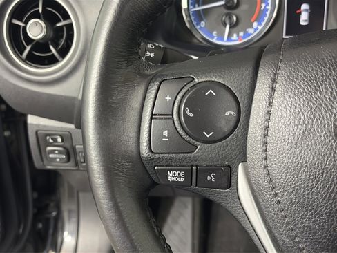 Used 2017 Toyota Corolla SE image 27