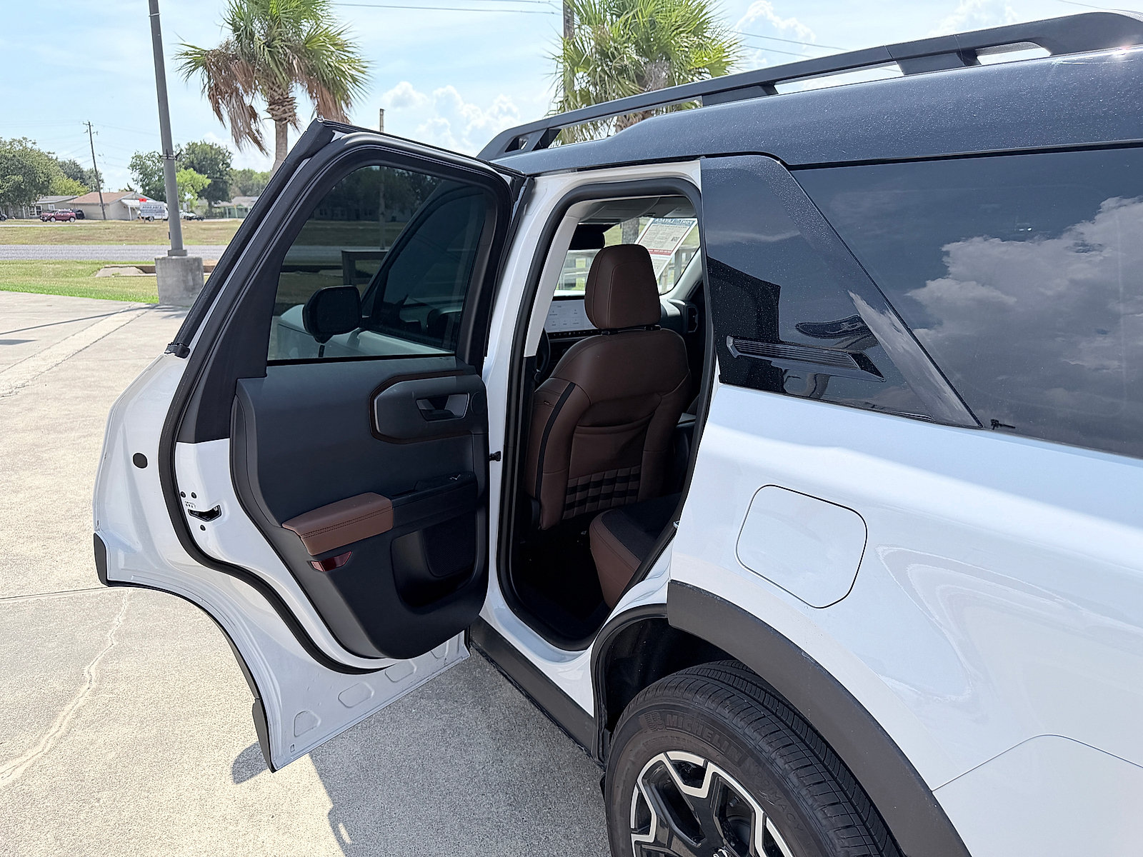 Used 2025 Ford Bronco Sport Outer Banks w/ Outer Banks Tech Package+ AWD/4WD image 21