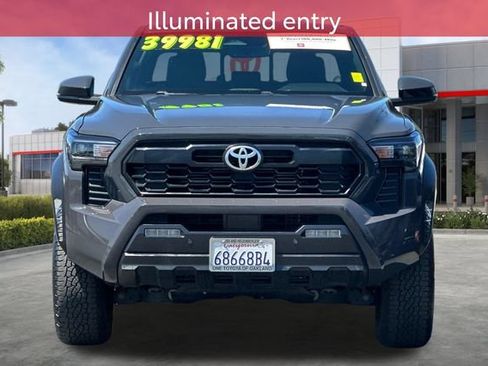 Used 2024 Toyota Tacoma TRD Off-Road w/ TRD Off Road Upgrade Package AWD/4WD image 12