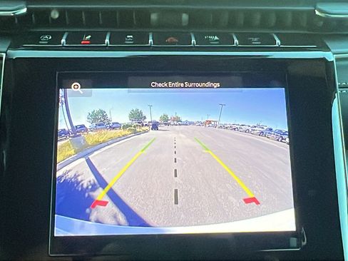 New 2025 Jeep Grand Cherokee Altitude image 21