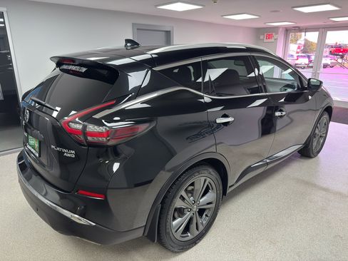 Used 2019 Nissan Murano Platinum image 3