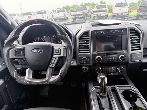 Used 2018 Ford F150 Raptor w/ Equipment Group 802A Luxury AWD/4WD image 11