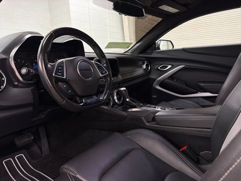 Used 2022 Chevrolet Camaro LT w/ RS Package RWD image 7