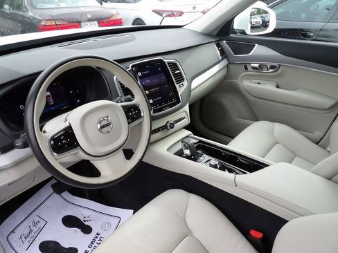 Certified 2024 Volvo XC90 B5 Core w/ Climate Package image 13