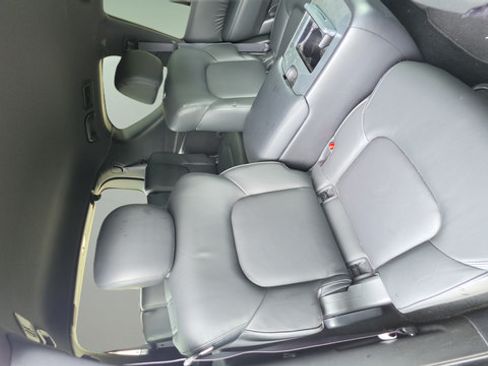 Used 2023 Nissan Armada SL w/ Midnight Edition Package AWD/4WD image 37