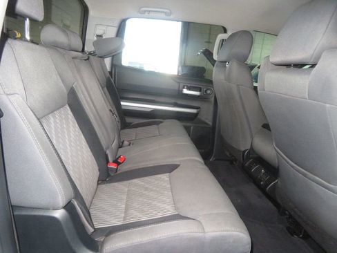 Used 2017 Toyota Tundra SR5 image 32