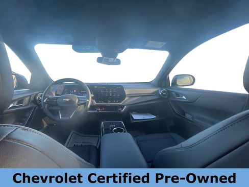 Certified 2025 Chevrolet Equinox LT w/ Convenience Package II image 9