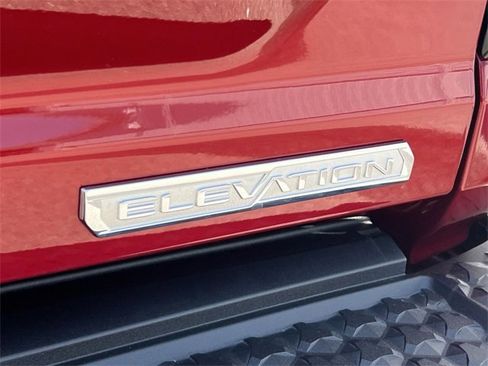 Used 2024 GMC Canyon Elevation w/ Convenience Package image 31