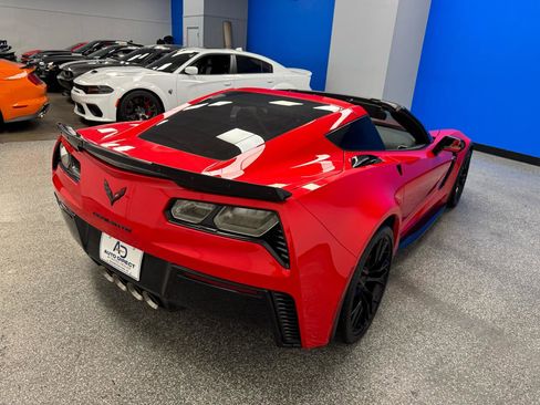 Used 2019 Chevrolet Corvette Z06 RWD image 11