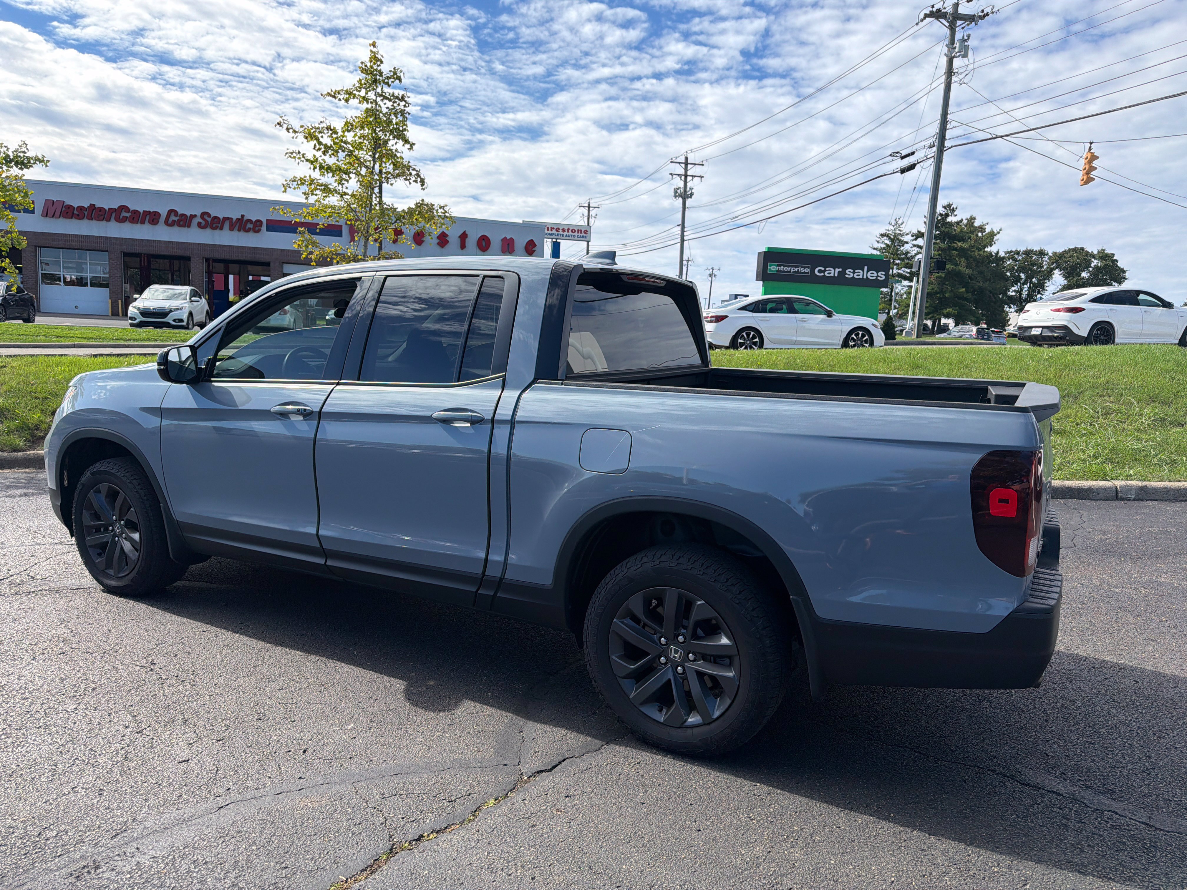 Used 2024 Honda Ridgeline Sport image 13
