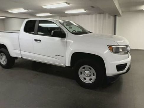 Certified 2017 Chevrolet Colorado W/T w/ WT Convenience Package RWD image 2