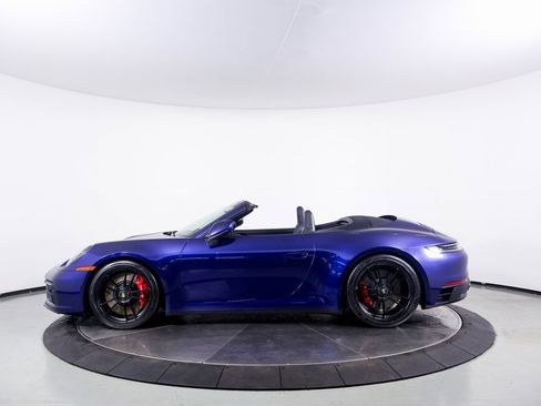 Certified 2023 Porsche 911 Carrera GTS image 2