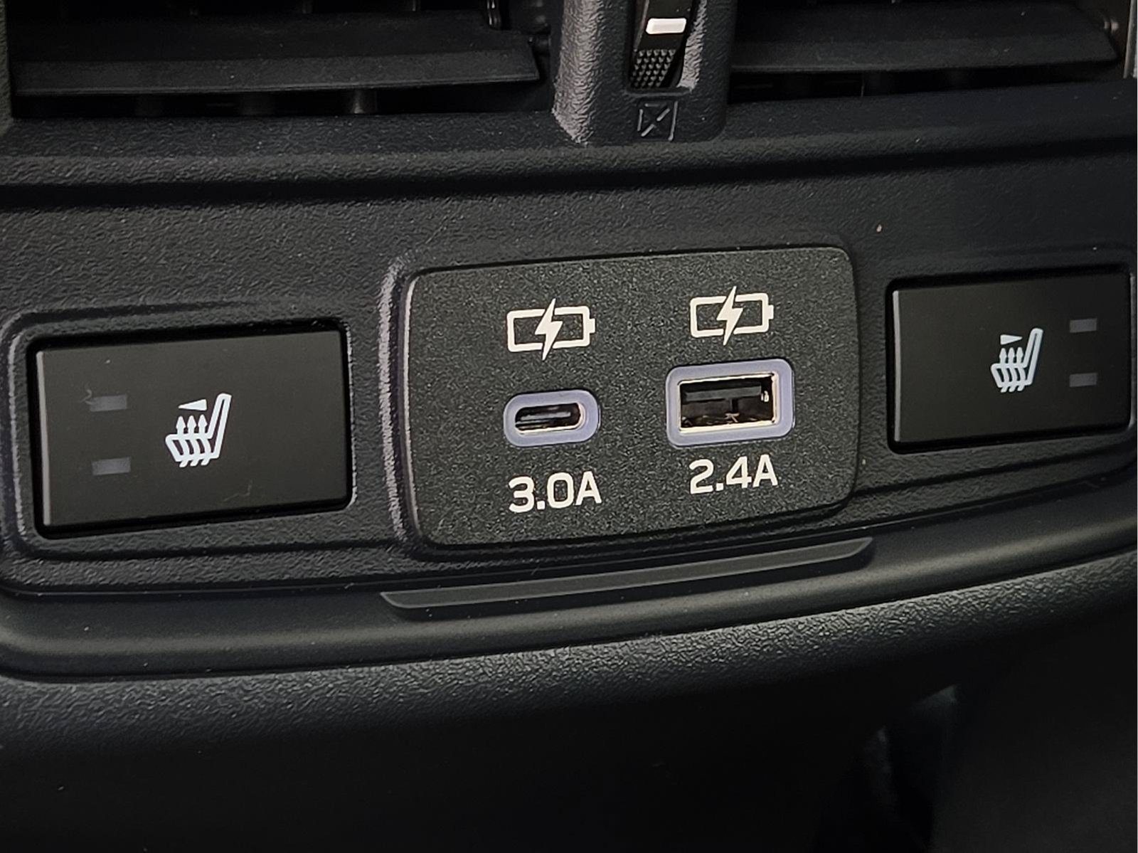 New 2026 Subaru Outback Limited AWD/4WD image 11